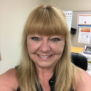 Meet your Posher, Stephani